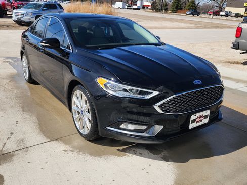 Used 2018 Ford Fusion Platinum image 3