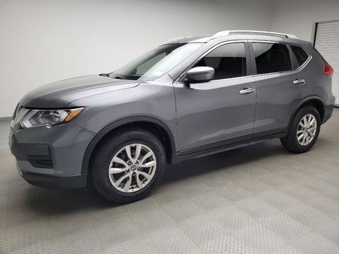 Used 2017 Nissan Rogue SV AWD/4WD image 2