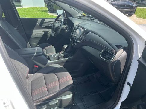 Used 2024 Chevrolet Equinox RS AWD/4WD image 10