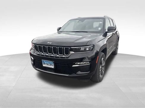 Used 2024 Jeep Grand Cherokee Limited 4xe AWD/4WD image 3