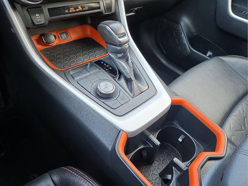 Used 2024 Toyota RAV4 Adventure image 25