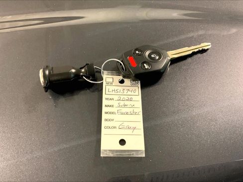 Used 2020 Subaru Forester Premium image 15