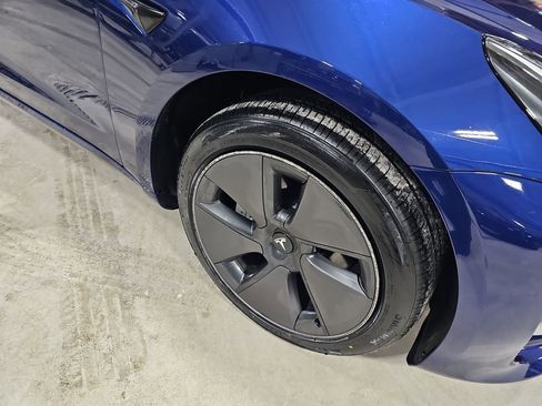 Used 2023 Tesla Model 3 Standard Range image 11