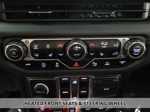 Used 2024 Jeep Wrangler Unlimited Rubicon AWD/4WD image 7