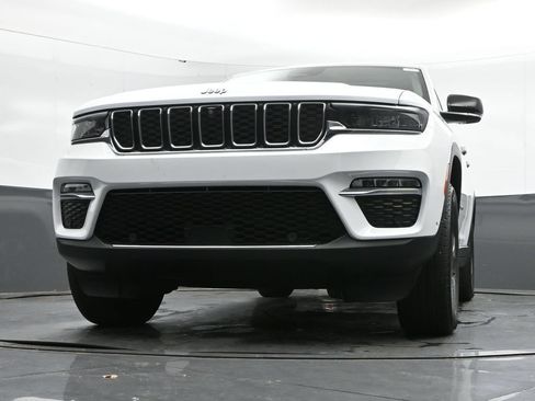 Used 2022 Jeep Grand Cherokee Limited 4xe w/ Luxury Tech Group II AWD/4WD image 43