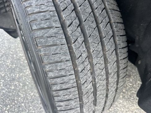 Used 2023 Jeep Grand Cherokee Altitude image 31