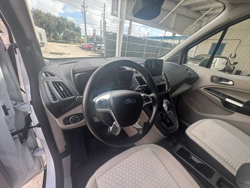 Used 2022 Ford Transit Connect XLT FWD image 11