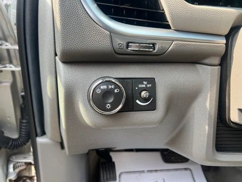 Used 2016 Chevrolet Traverse LS AWD/4WD image 23