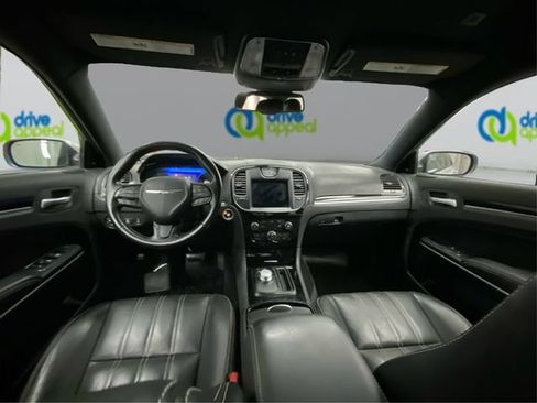 Used 2020 Chrysler 300 S AWD/4WD image 28