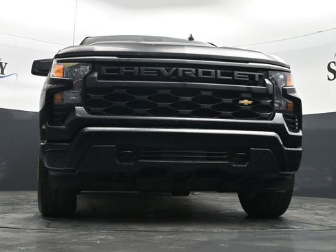 Used 2025 Chevrolet Silverado 1500 Custom RWD image 27