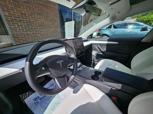 Used 2023 Tesla Model 3 Standard Range RWD image 35