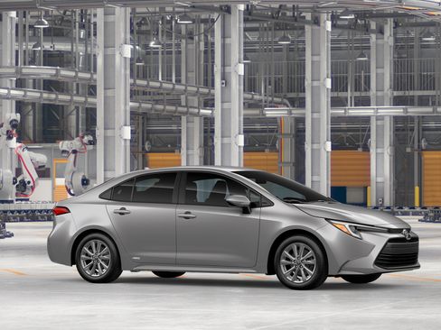 New 2026 Toyota Corolla LE AWD/4WD image 15
