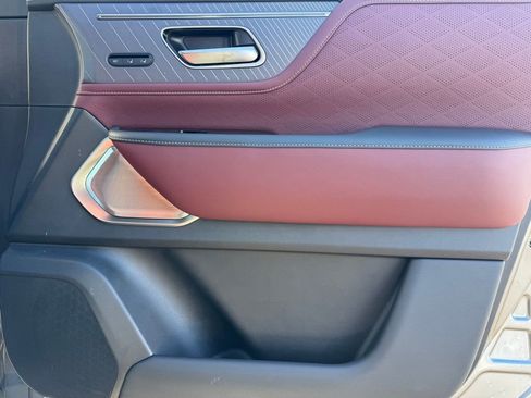 Used 2025 INFINITI QX80 Autograph w/ Autograph Exterior Package image 26