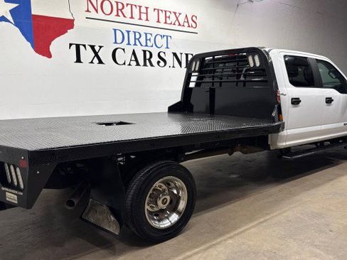 Used 2022 Ford F550 4x4 Crew Cab Super Duty w/ Power Equipment Group image 5