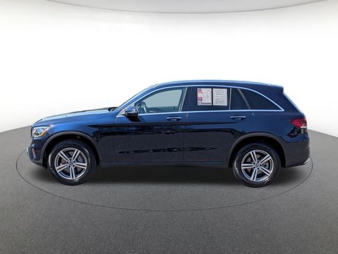 Used 2021 Mercedes-Benz GLC 300 4MATIC image 4