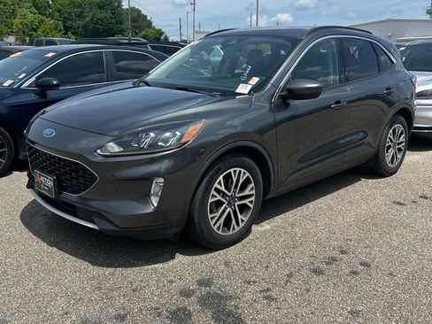 Used 2020 Ford Escape SEL FWD image 1