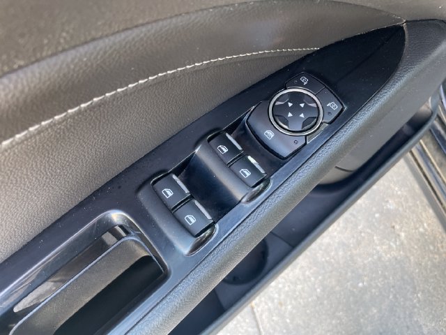 Used 2016 Ford Fusion Titanium FWD image 21