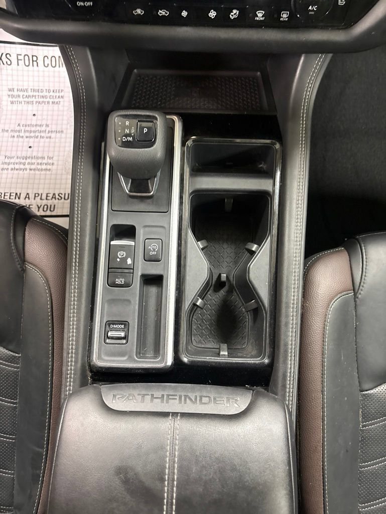 Used 2025 Nissan Pathfinder Platinum w/ Cargo Package FWD image 15