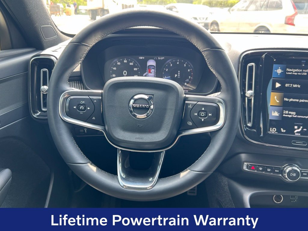 Certified 2022 Volvo XC40 T5 R-Design w/ Advanced Package AWD/4WD image 19