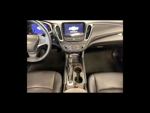 Used 2024 Chevrolet Malibu LT FWD image 16
