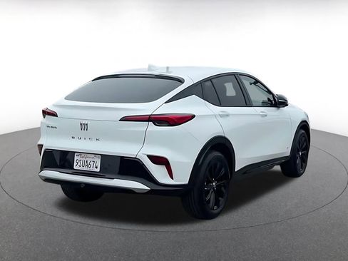 Used 2025 Buick Envista Sport Touring image 14