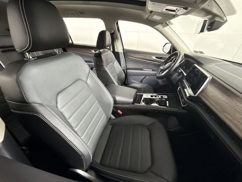 New 2026 Volkswagen Atlas SEL image 14