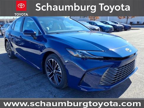 Used 2026 Toyota Camry XLE image 1