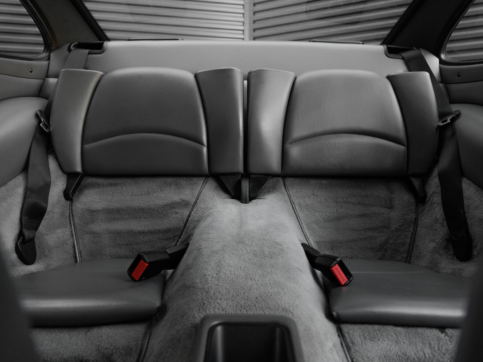 Used 1997 Porsche 911 Carrera S RWD image 31