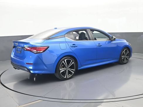 Used 2021 Nissan Sentra SR FWD image 6