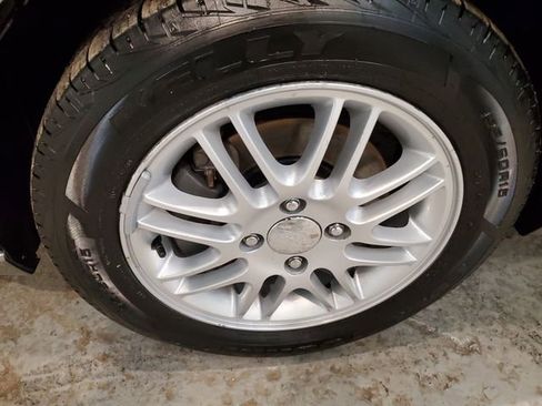 Used 2008 Ford Focus SE image 34