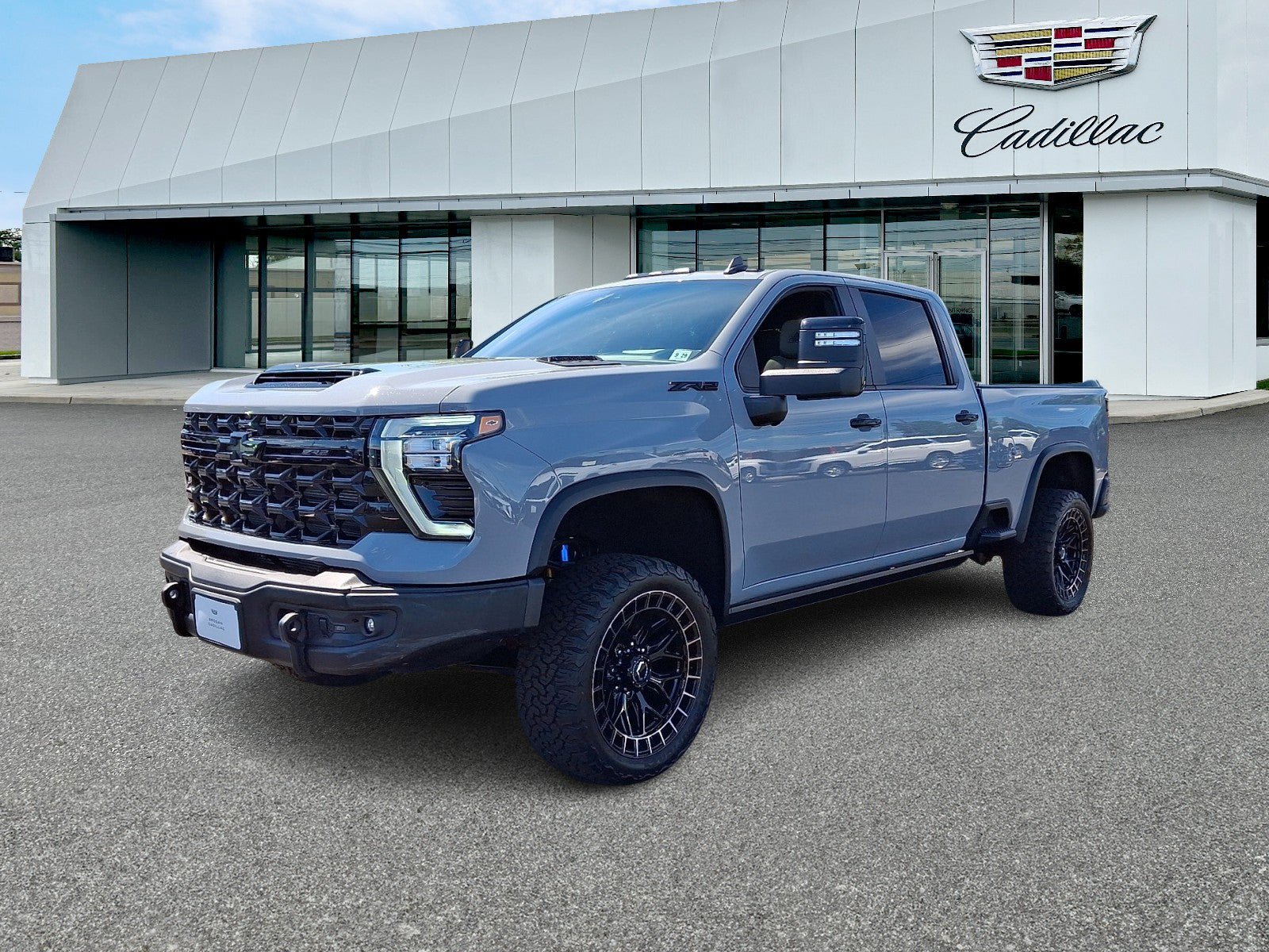 Used 2024 Chevrolet Silverado 2500 ZR2 w/ ZR2 Bison Edition AWD/4WD image 3