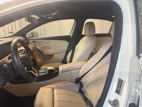 Used 2022 Mercedes-Benz A 220 image 19