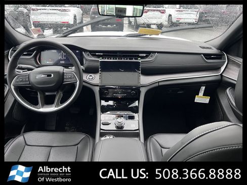 New 2025 Jeep Grand Cherokee L Limited image 19