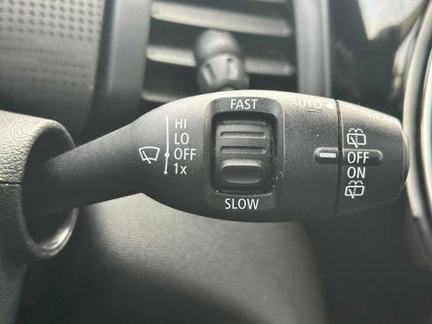 Used 2017 MINI Cooper 2-Door Hardtop image 30