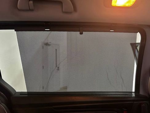 Used 2023 Honda Odyssey Elite image 39