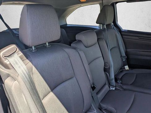 Used 2019 Honda Odyssey EX image 22