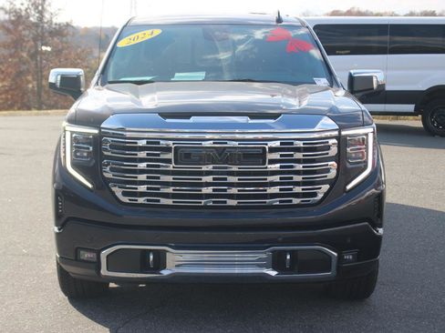 Used 2024 GMC Sierra 1500 Denali w/ Technology Package image 2