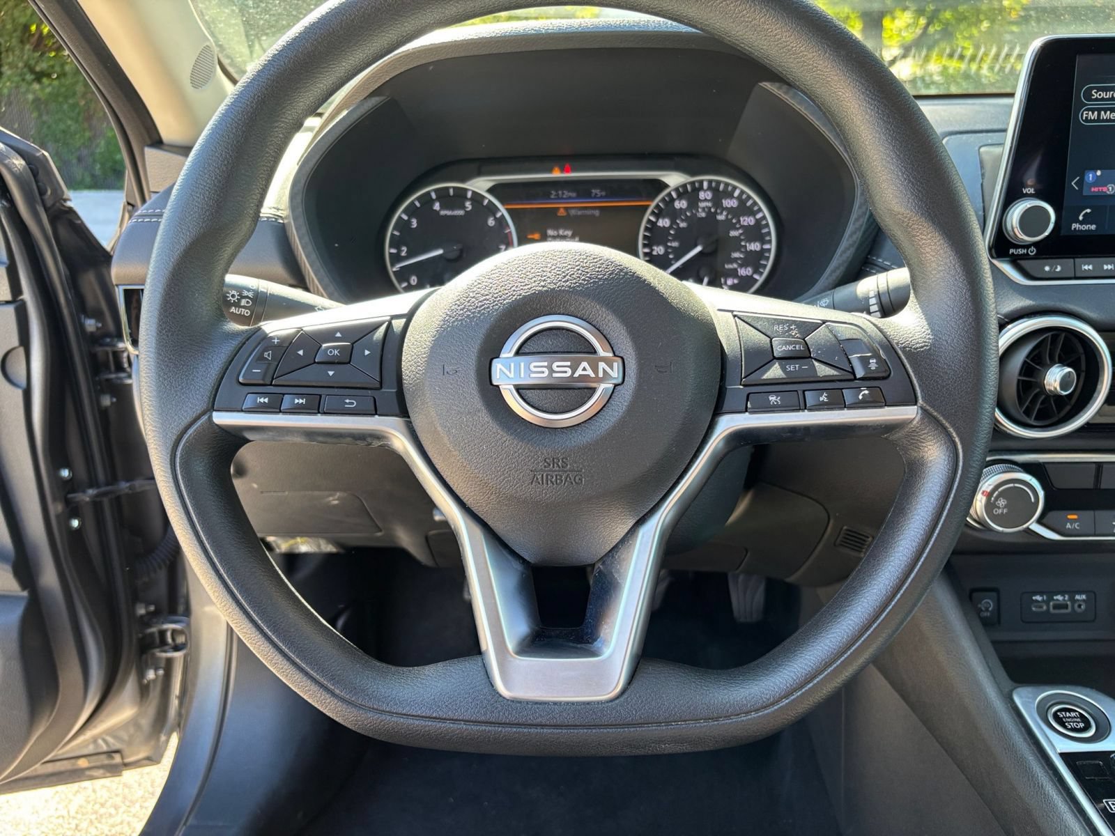 Used 2025 Nissan Sentra SV FWD image 31