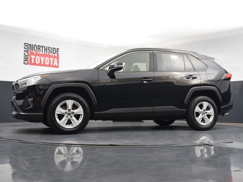 Used 2019 Toyota RAV4 XLE image 25