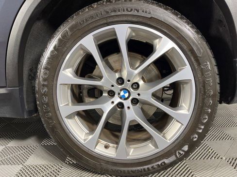 Used 2021 BMW X5 xDrive40i w/ Parking Assistance Package image 10