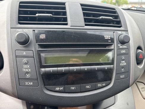 Used 2008 Toyota RAV4 Limited AWD/4WD image 16