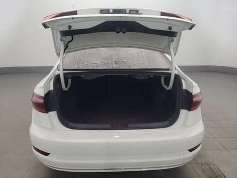 Used 2019 Volkswagen Jetta SE FWD image 29