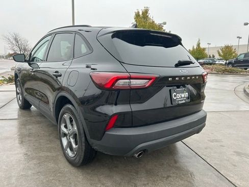 Used 2025 Ford Escape ST-Line AWD/4WD image 5