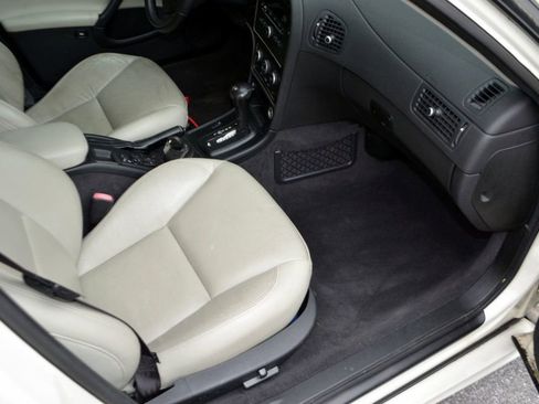 Used 2008 Saab 9-5 2.3T w/ Visibility Package image 28