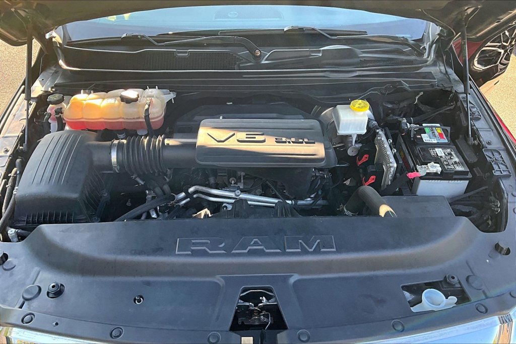 Used 2021 RAM 1500 Big Horn AWD/4WD image 12