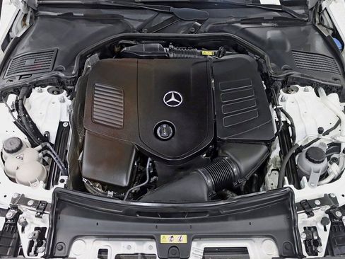 Used 2022 Mercedes-Benz C 300 4MATIC Sedan image 40