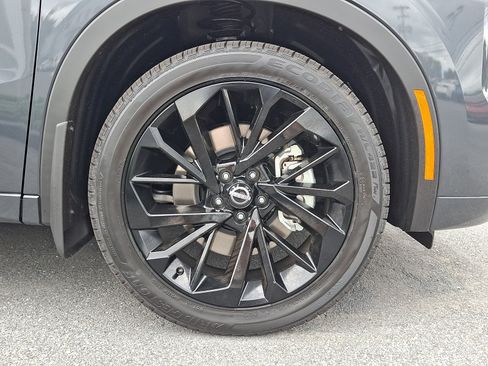 New 2026 Nissan Rogue Platinum AWD/4WD image 4