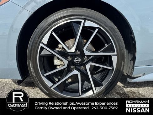 Used 2024 Nissan Sentra SR FWD image 9