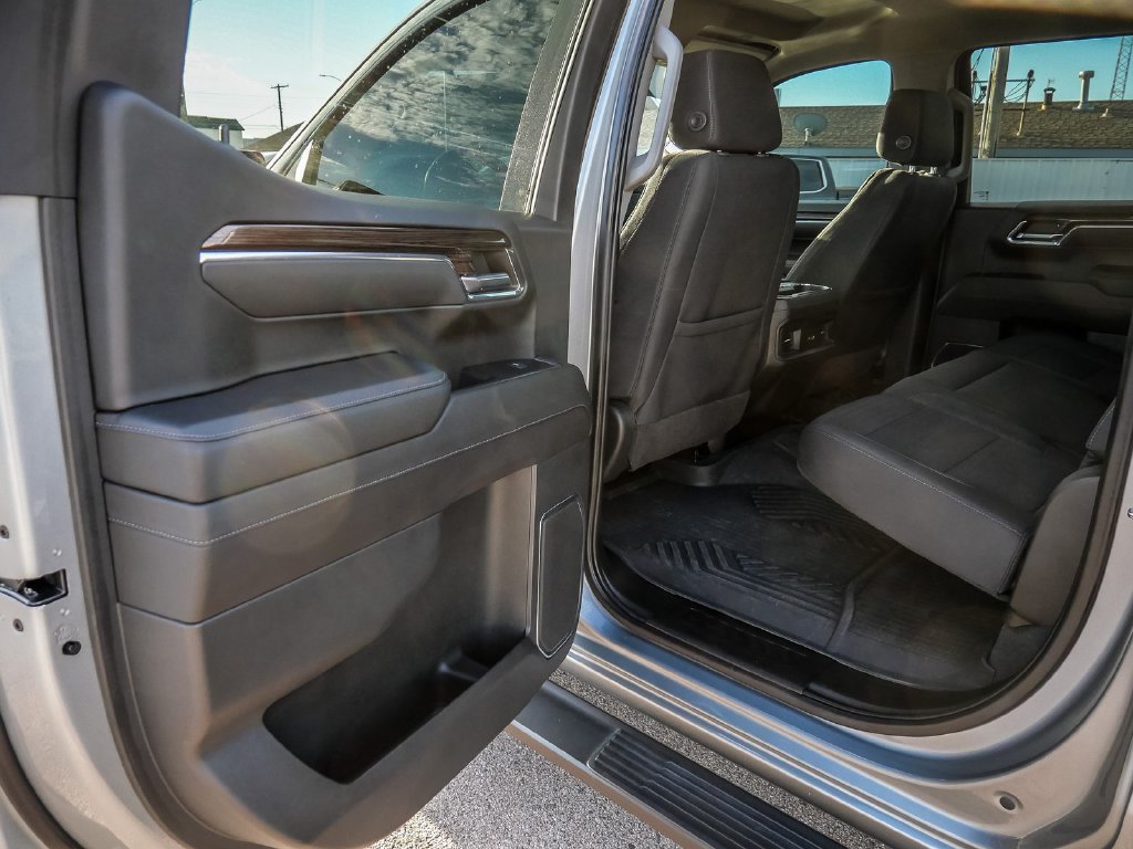 Used 2023 Chevrolet Silverado 1500 RST w/ Convenience Package II AWD/4WD image 23