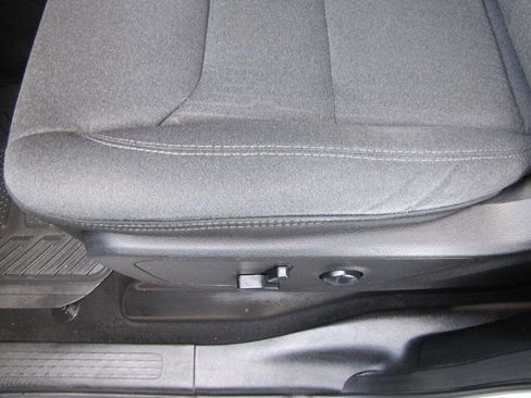 Used 2021 RAM 1500 Big Horn image 23